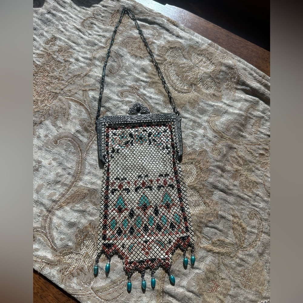 Mandalian Mfg Co 1920’s Vintage Beaded Chain Purse - Picture 7 of 7